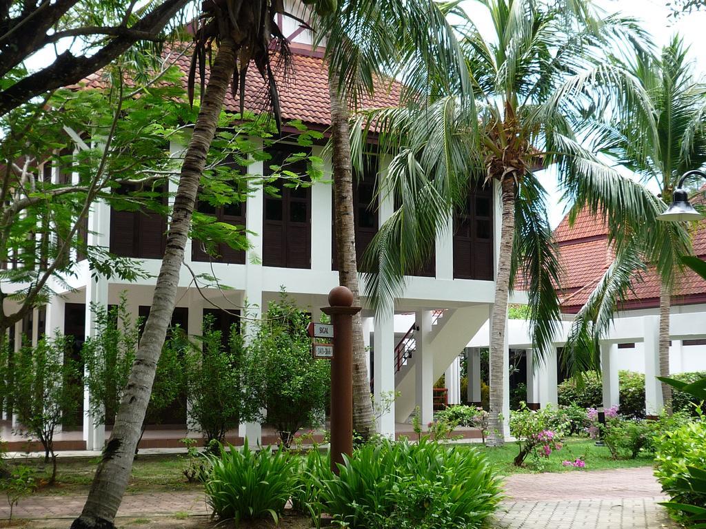 Federal Villa Beach Resort Лангкави Экстерьер фото